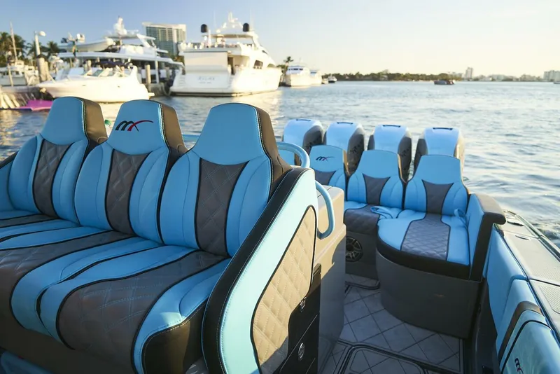 Slide: The Image of Midnight Express 37 Open 2021 - 5050028