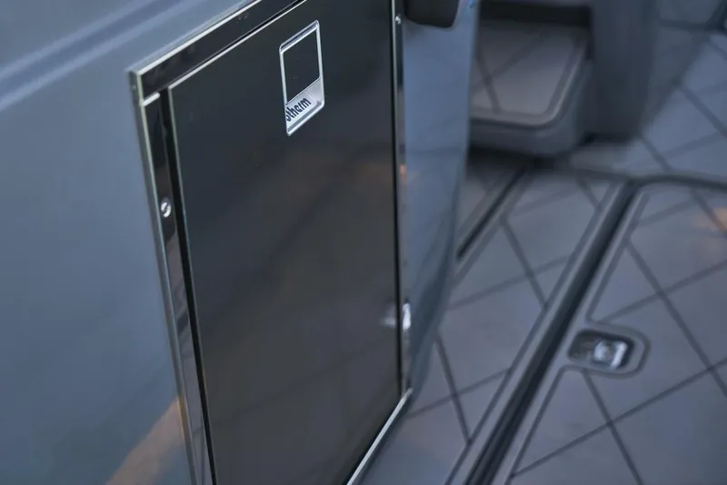 Slide: The Image of Midnight Express 37 Open 2021 - 5050034