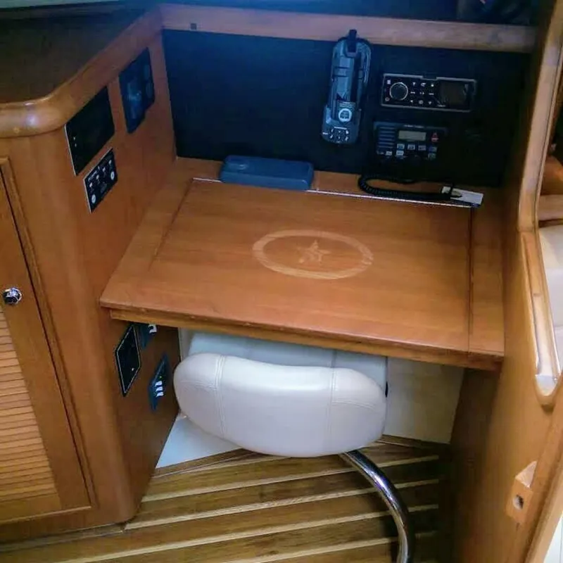 Slide: The Image of Island Packet 370 2006 - 5050531