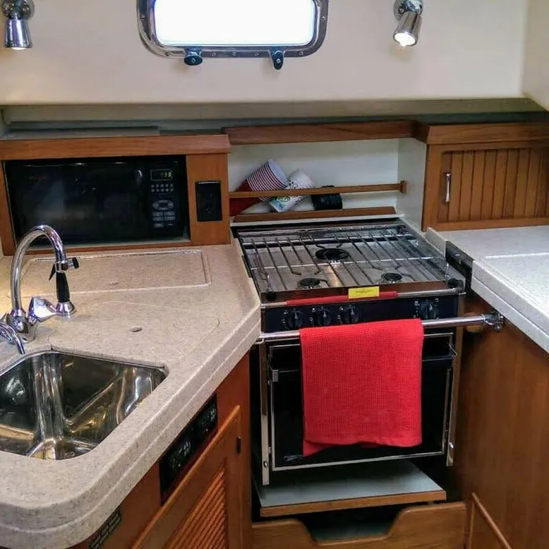 Slide: The Image of Island Packet 370 2006 - 5050532