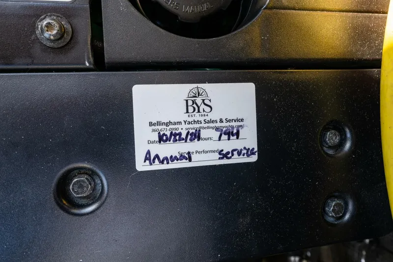 Slide: The Image of Cutwater 32CB 2016 - 5050609