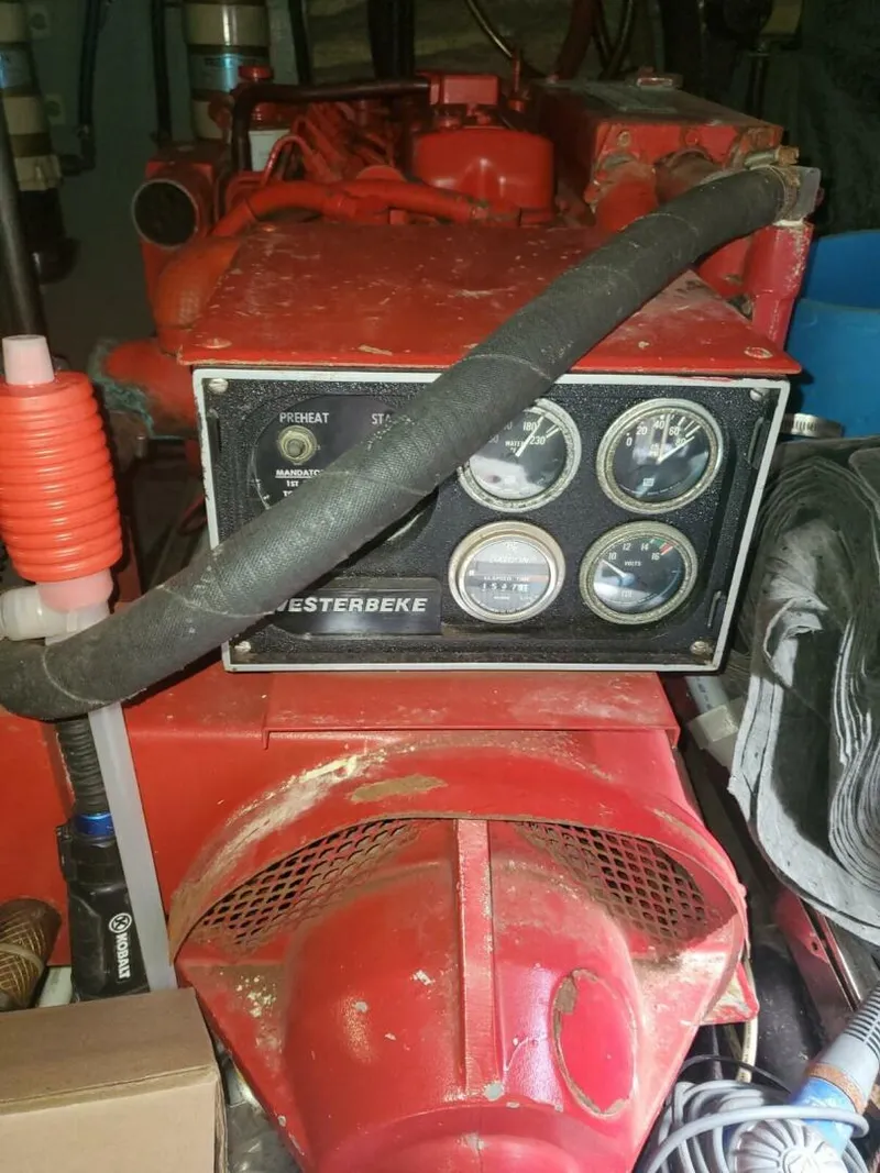 Slide: The Image of Californian 5239 Cockpit Motor Yacht 1985 - 5050866