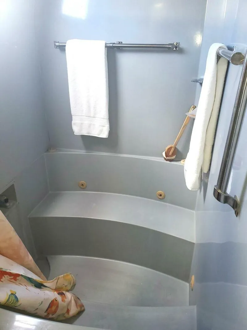 Slide: The Image of Californian 5239 Cockpit Motor Yacht 1985 - 5050895