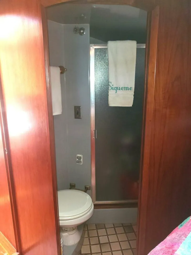 Slide: The Image of Californian 5239 Cockpit Motor Yacht 1985 - 5050897