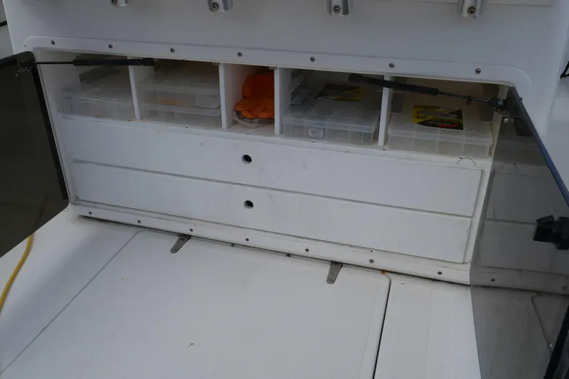 Slide: The Image of 2004 Venture 34 - Tackle 2004 Venture 34 Cuddy "FINALE" - 5051232