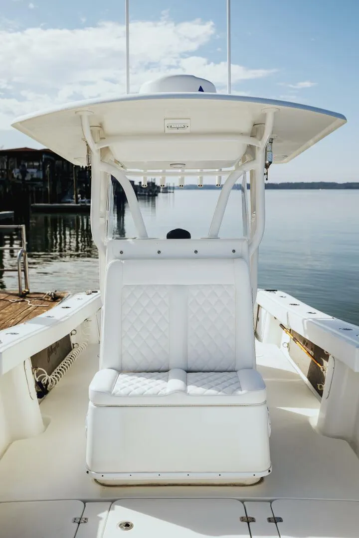 Slide: The Image of Yellowfin 31 2006 - 5052035