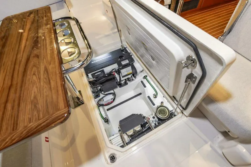 Slide: The Image of 391347de A470 4423 B21a 988a4d670fb7 - 5534871