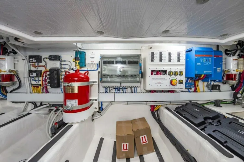 Slide: The Image of 5007f5f5 7f52 4f97 89a7 01791d85022e - 5534880