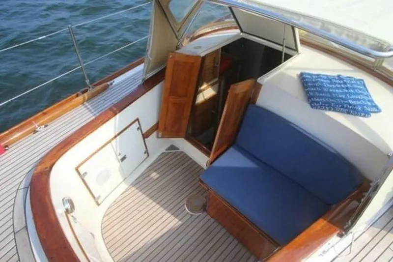 Slide: The Image of Hinckley Yachts Hinckley 64 1980 - 5053004