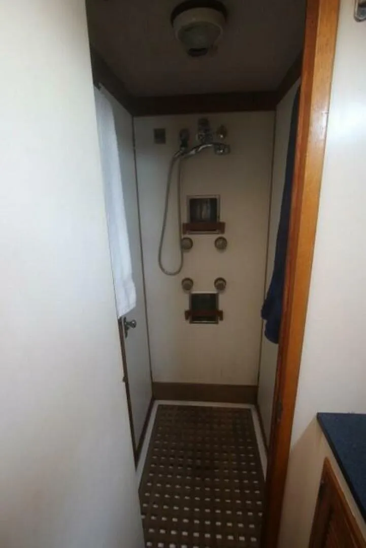 Slide: The Image of Hinckley Yachts Hinckley 64 1980 - 5053023