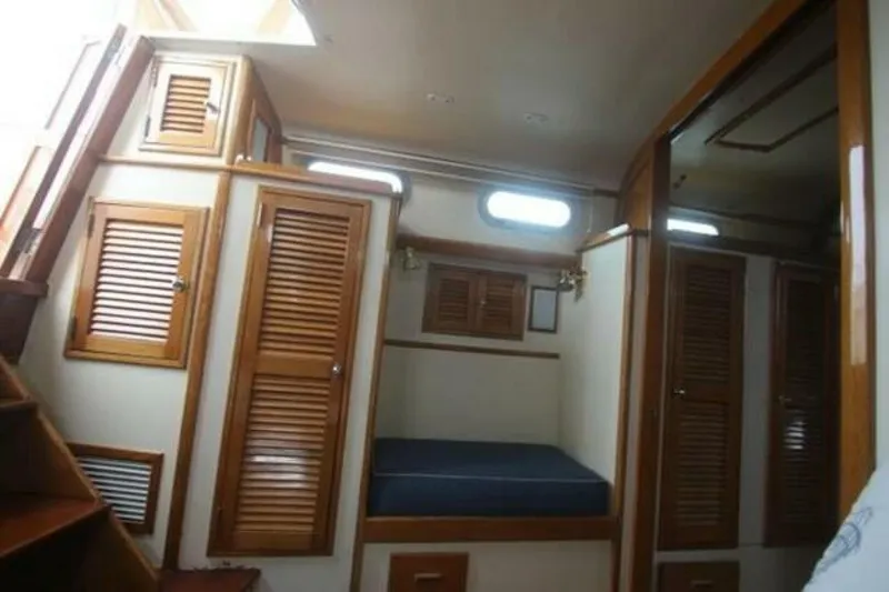 Slide: The Image of Hinckley Yachts Hinckley 64 1980 - 5053026