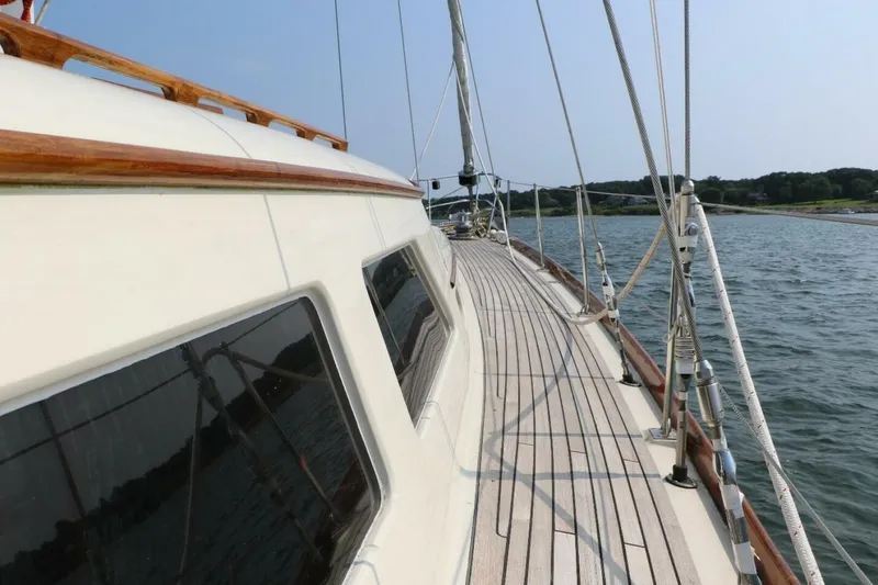 Slide: The Image of Hinckley Yachts Hinckley 64 1980 - 5052999