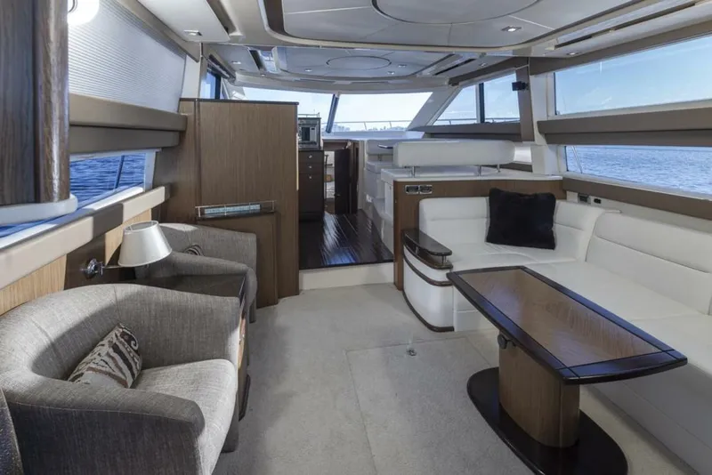 Slide: The Image of Meridian Sedan 2015 - 5069429