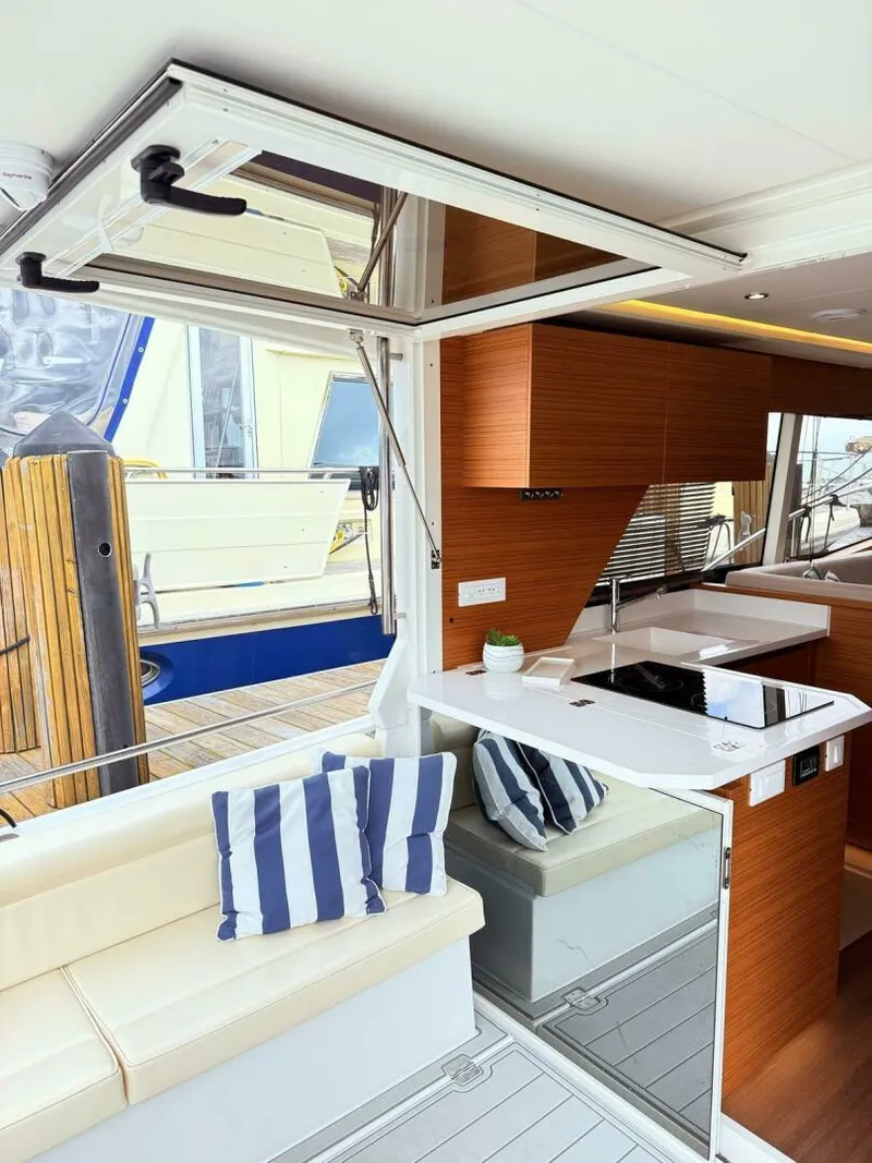 Slide: The Image of Greenline 39 Hybrid - Great Loop 2021 - 5054783