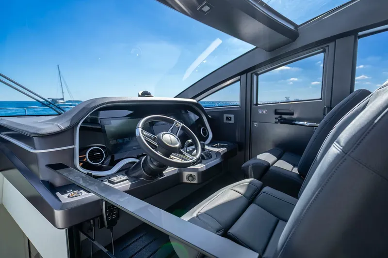 Slide: The Image of Pearl 63 2027 - 5820056