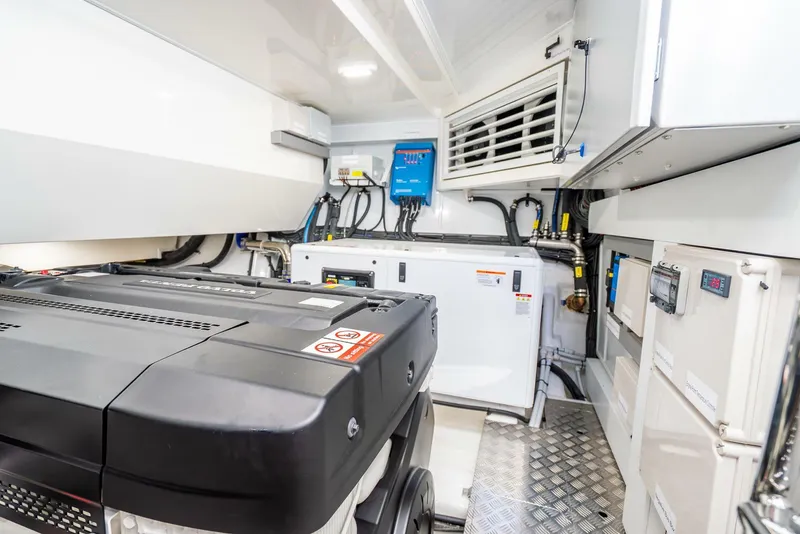 Slide: The Image of Pearl 63 2027 - 5820113