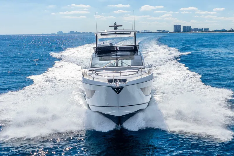 Slide: The Image of Pearl 63 2027 - 5820117