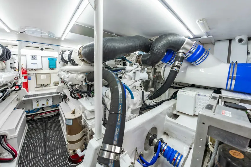 Slide: The Image of Viking 50 Convertible 2001 - 5053889