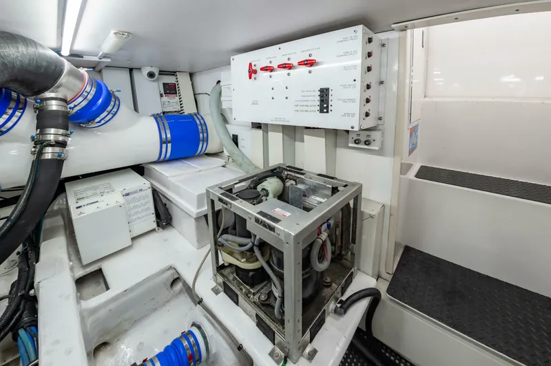 Slide: The Image of Viking 50 Convertible 2001 - 5053891