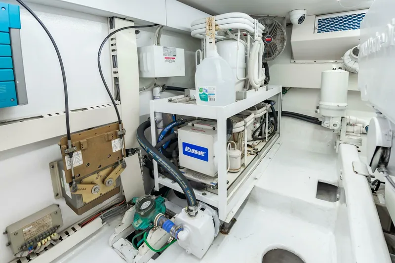 Slide: The Image of Viking 50 Convertible 2001 - 5053894