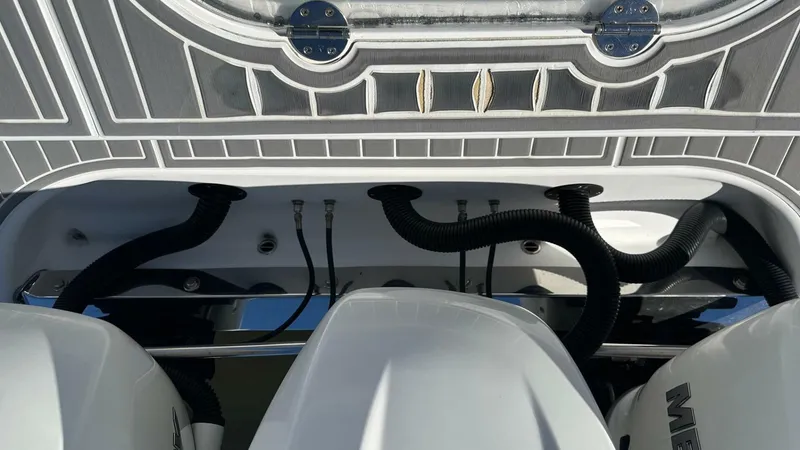 Slide: The Image of BlackWater 36 SF 2021 - 5054737