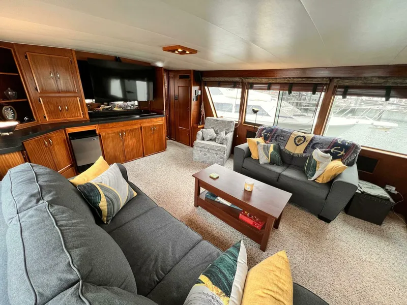 Slide: The Image of Hatteras 58 MY 1980 - 5055101