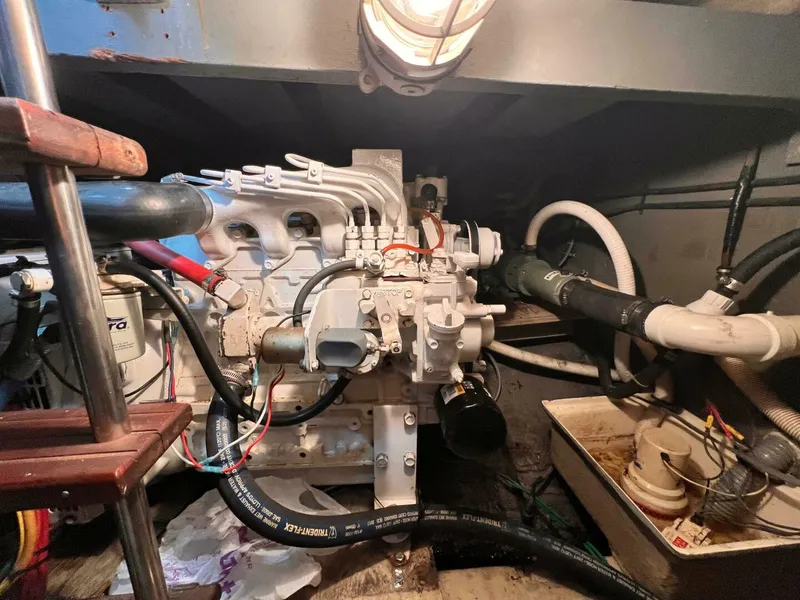 Slide: The Image of Hatteras 58 MY 1980 - 5055148