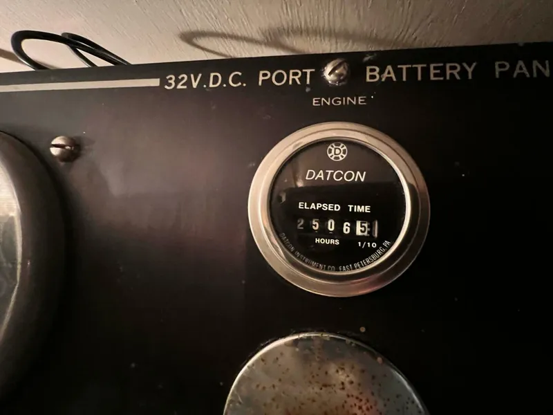 Slide: The Image of Hatteras 58 MY 1980 - 5055163