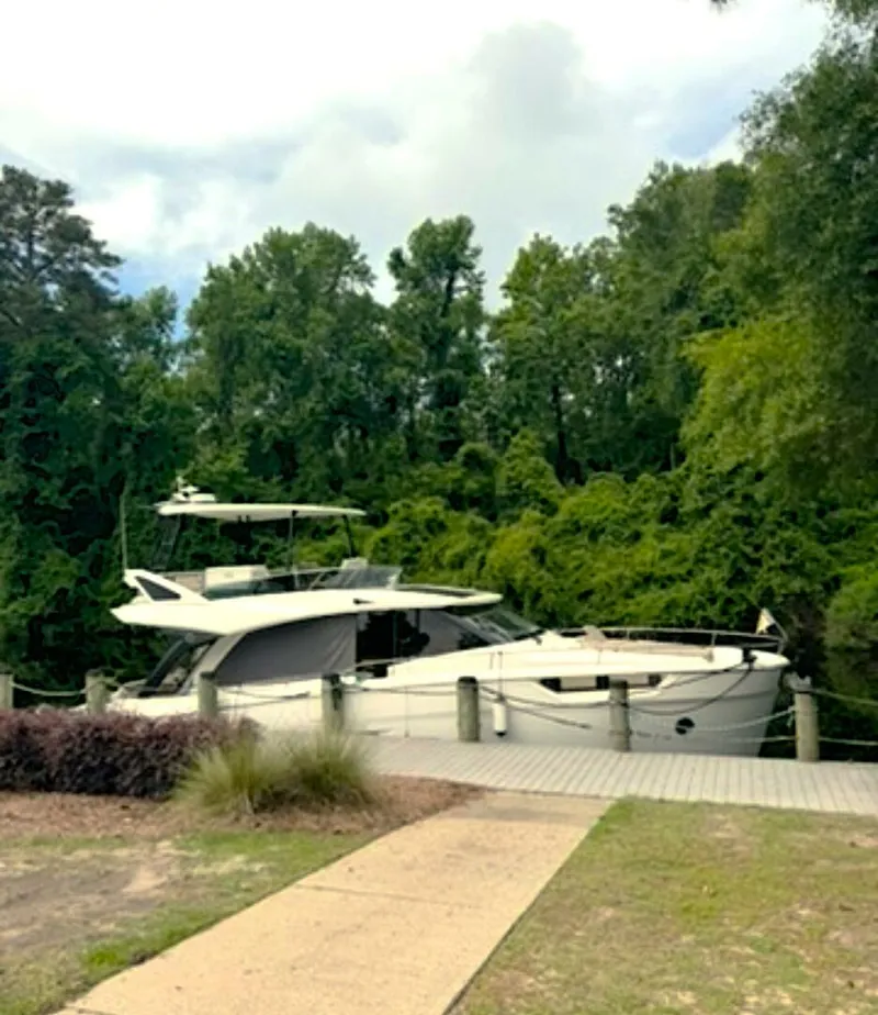 Slide: The Image of Docked - 5310900