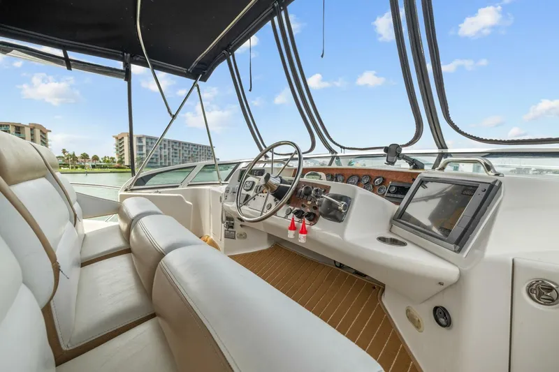 Slide: The Image of Silverton 43 Motor Yacht Aft Cabin Silverton 43 Motor Yacht Aft Cabin - 5057989