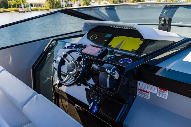 Slide: The Image of Rio Daytona 50 2024 - 5059061