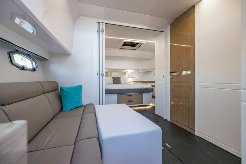 Slide: The Image of Rio Daytona 50 2024 - 5059106