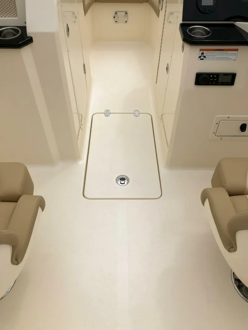 Slide: The Image of Scout 215 Dorado 2026 - 5059369