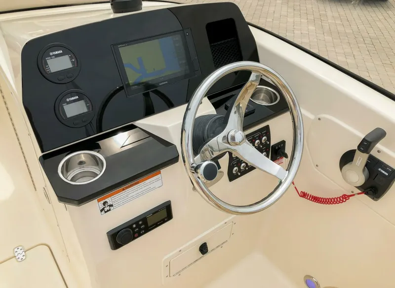 Slide: The Image of Scout 215 Dorado 2026 - 5059370