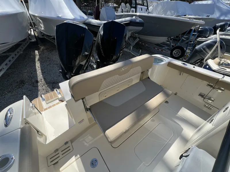 Slide: The Image of Scout 260 LXF 2025 - 5073375