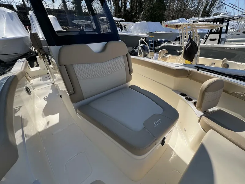 Slide: The Image of Scout 260 LXF 2025 - 5073376