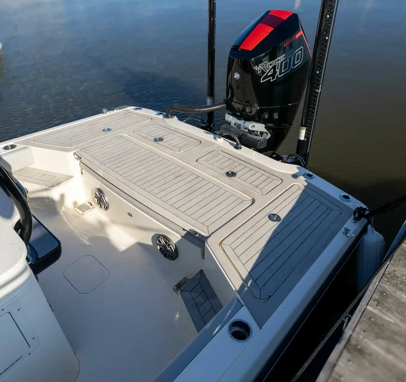 Slide: The Image of Scout 281 X Signature 2026 - 5060058