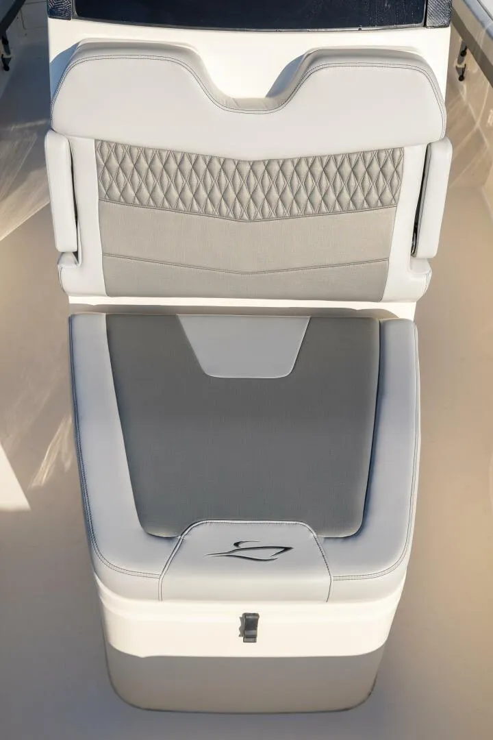 Slide: The Image of Scout 281 X Signature 2026 - 5060063