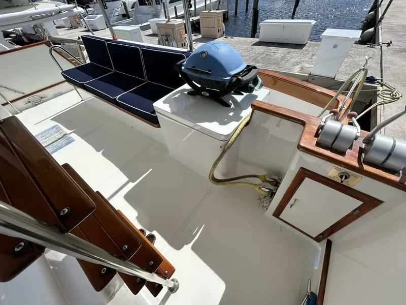 Slide: The Image of 57' DeFever aftdeck1 - 5060127