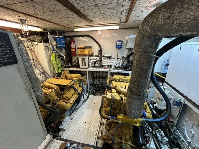 Slide: The Image of 57' DeFever engine room forward - 5060144