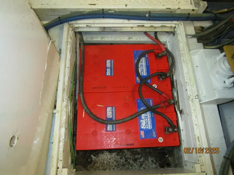 Slide: The Image of 57' DeFever battery bank3 - 5060134