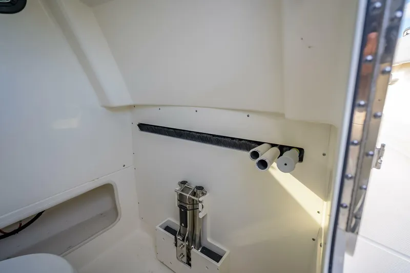 Slide: The Image of Boston Whaler 280 Outrage 2023 - 5060337