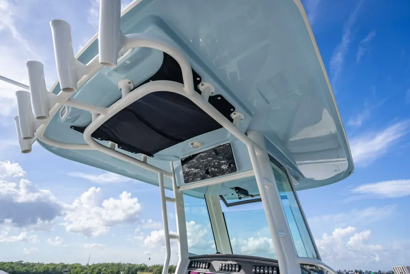 Slide: The Image of Boston Whaler 280 Outrage 2023 - 5060344