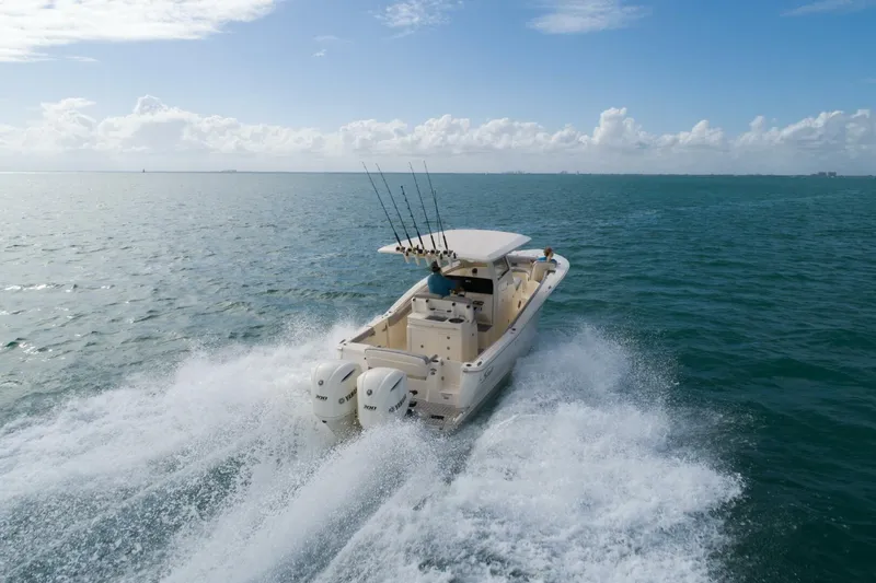 Slide: The Image of Scout 305 LXF 2026 - 5060477