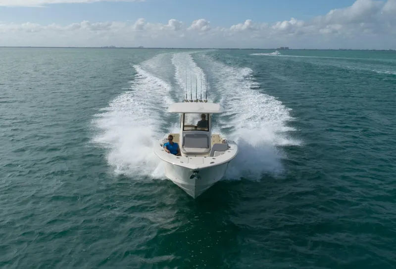 Slide: The Image of Scout 305 LXF 2026 - 5060487