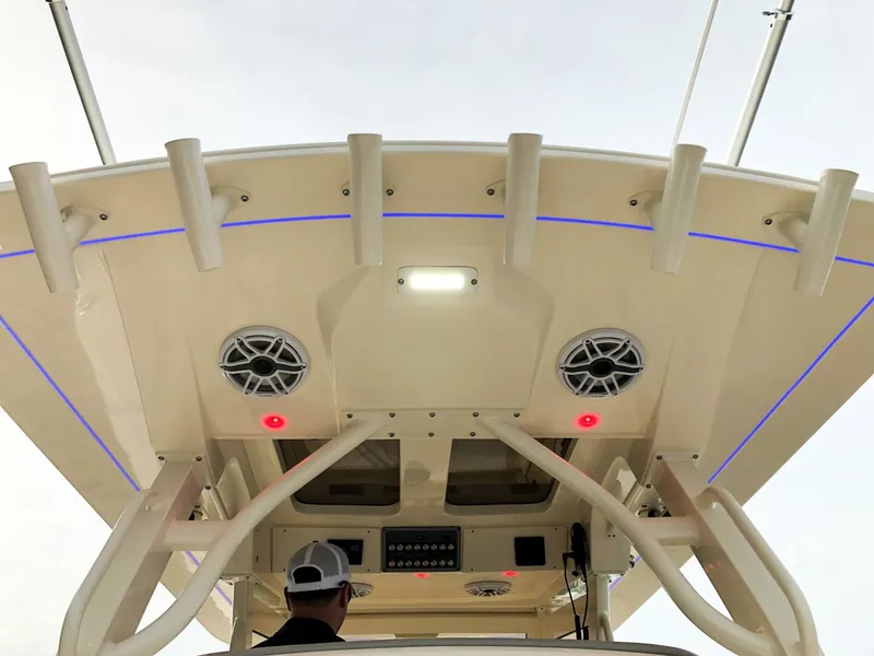 Slide: The Image of Scout 330 LXF 2026 - 5060588