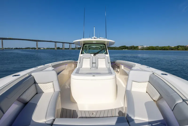 Slide: The Image of Scout 400 LXF Li-Ion 2026 - 5060685