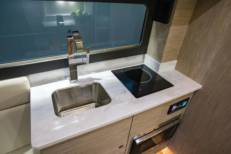 Slide: The Image of Scout 425 LXF 2026 - 5060724