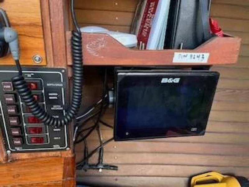 Slide: The Image of Peterson 34 1979 - 5061244