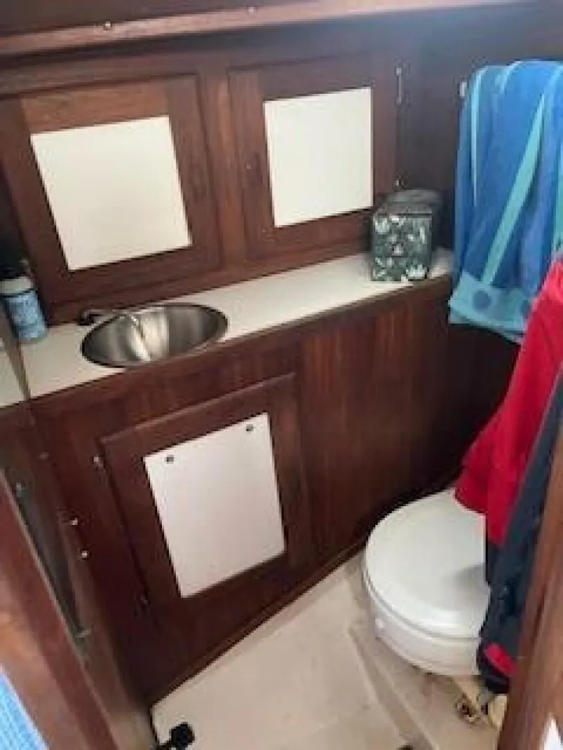 Slide: The Image of Peterson 34 1979 - 5061252